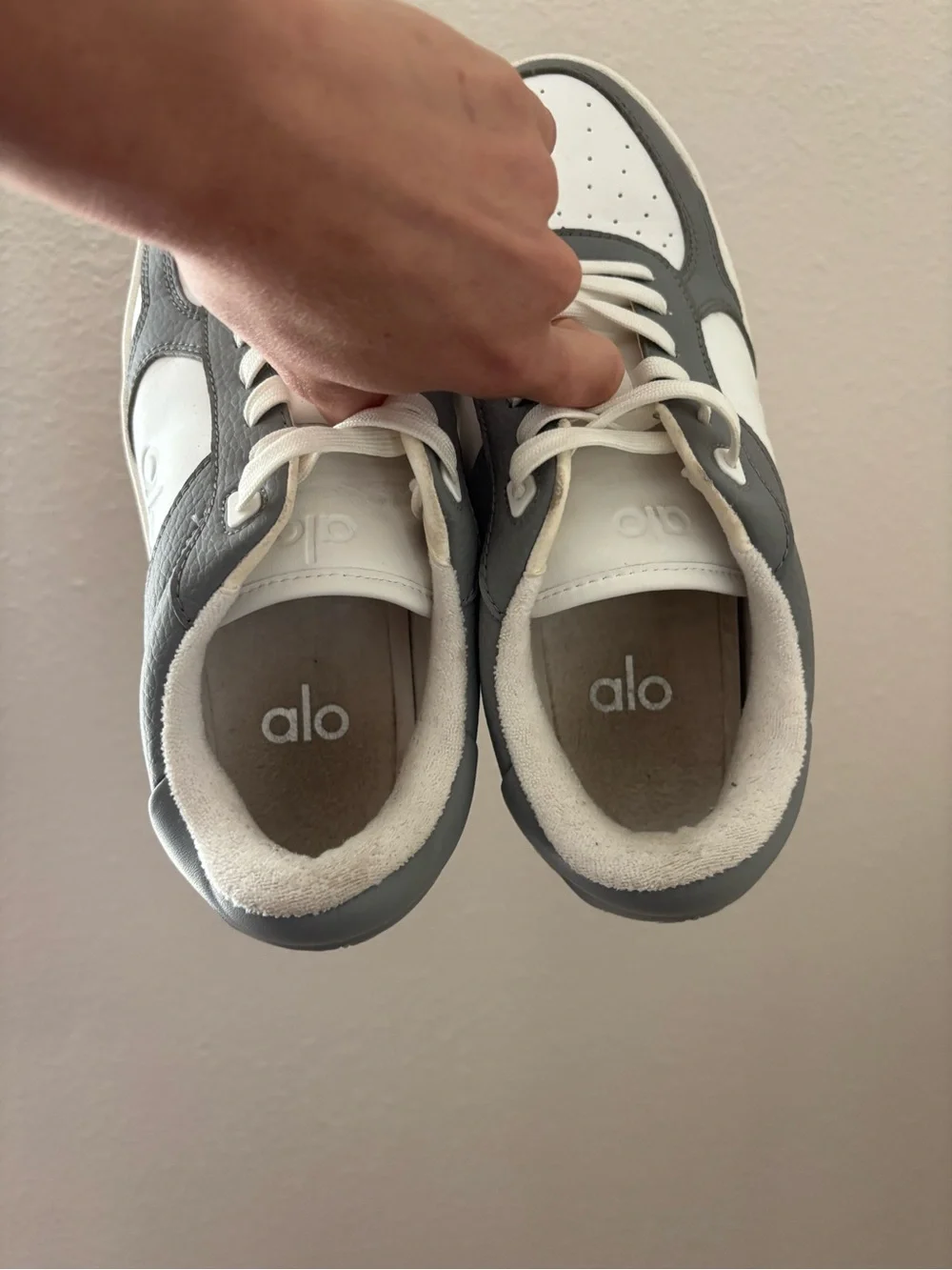 ALO Recovery Mode Sneaker (6.5)